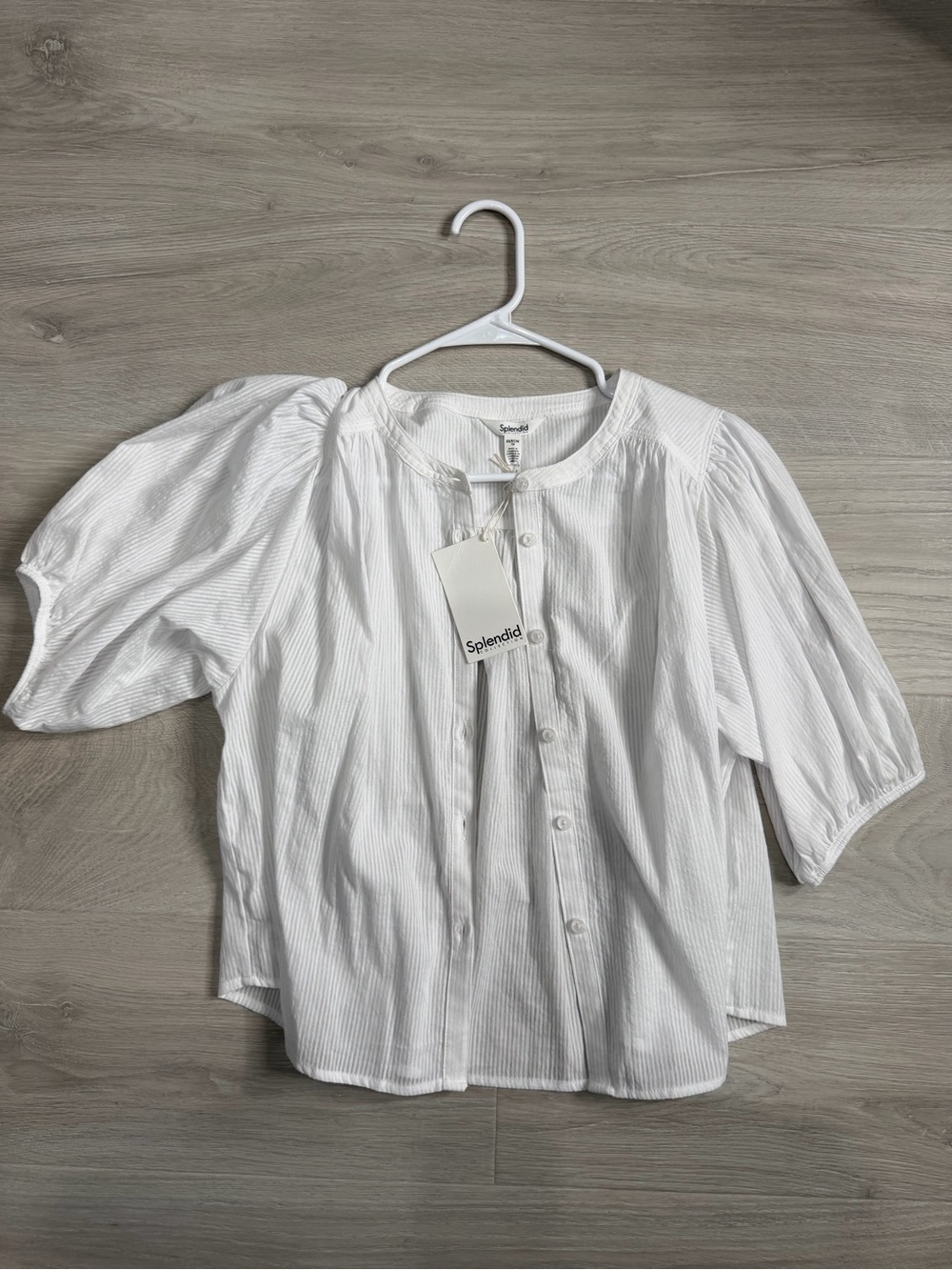 Splendid White Button-Front Puff Sleeve Blouse